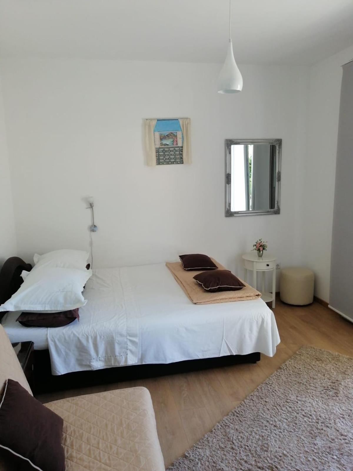 Kursan Appartement Seget Vranjica